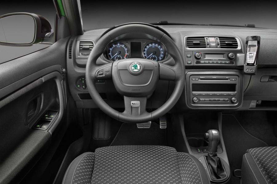  Skoda Fabia vRS Hatch 2011 года  (фото 4 из 19)